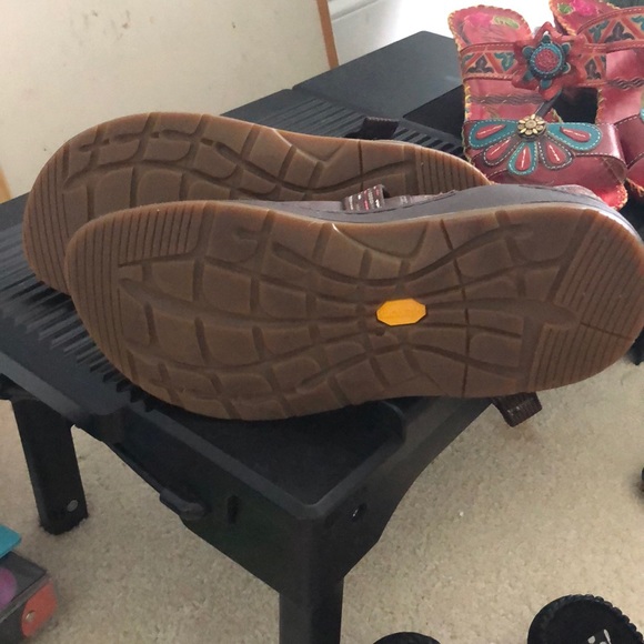 Chaco I haven’t worn them much. - Picture 3 of 3